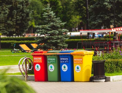 Waste prevention and separate waste collection in a circular economy